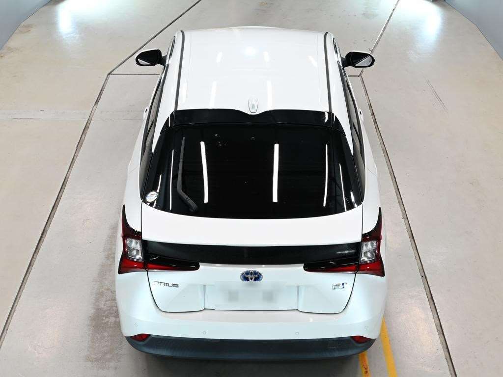 2021 Toyota Prius Sセーフティプラス2 auction photo 8