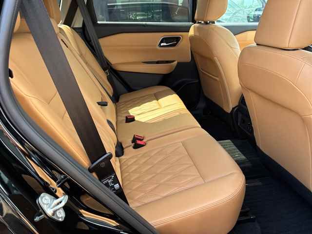 2025 Nissan X-Trail G e-4ORCE auction photo 7