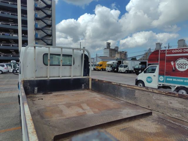2010 Isuzu Elf auction photo 3