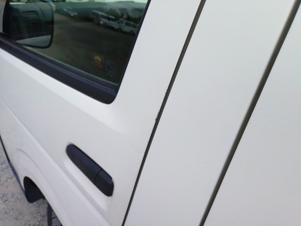 2021 Toyota Hiace auction photo 27