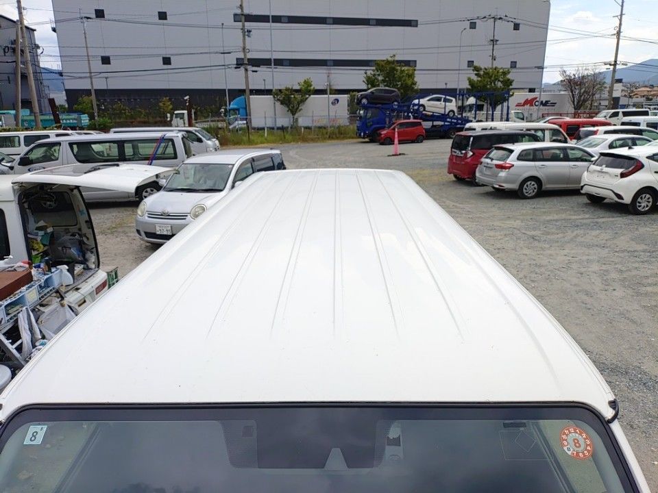 2021 Toyota Hiace auction photo 7
