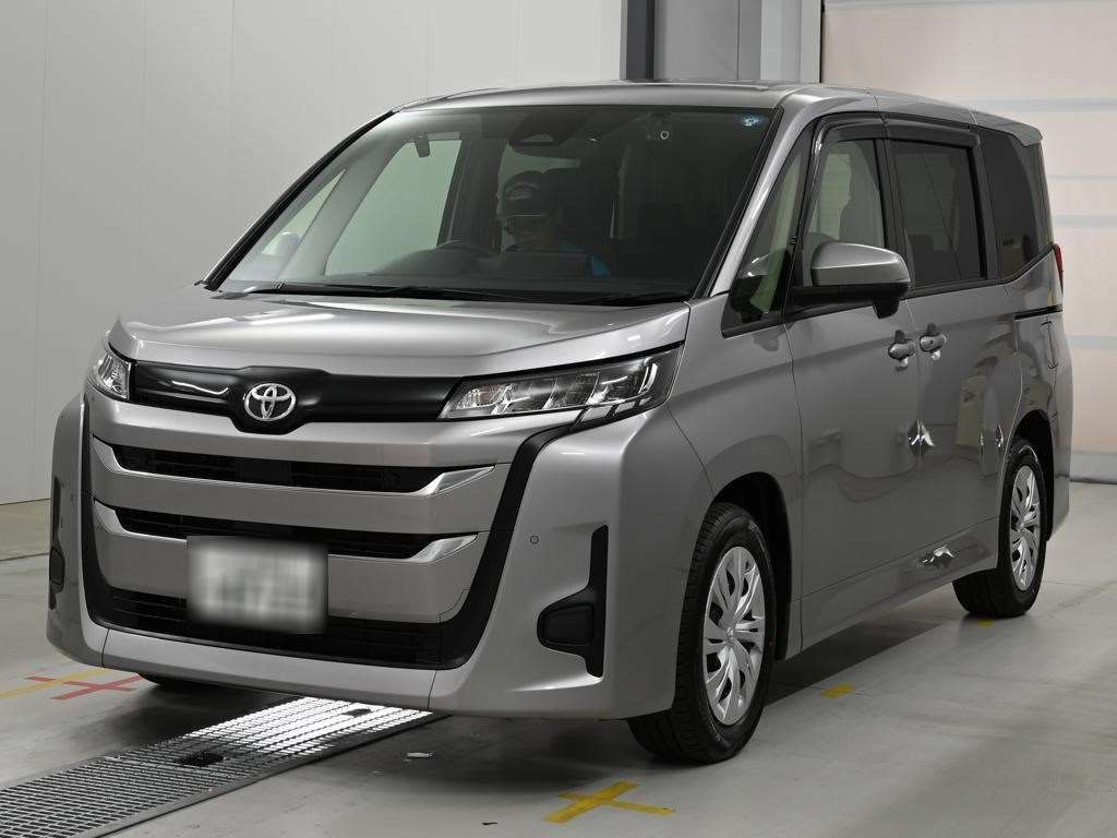 Japan Auction Vehicles 14 2026 Toyota Noah X Wheelchair Carrier Type 2 auction photo