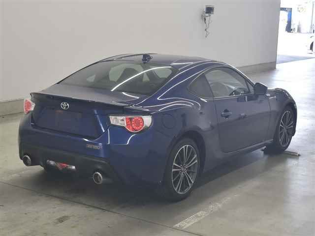 2016 Toyota 86 GT auction photo 5