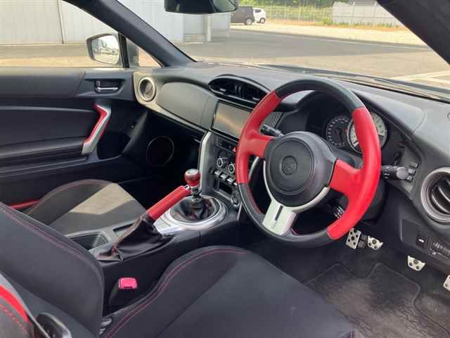 2016 Toyota 86 GT auction photo 3