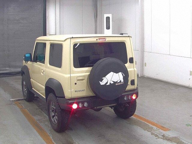 2023 Suzuki Jimny Sierra JC 4WD auction photo 2