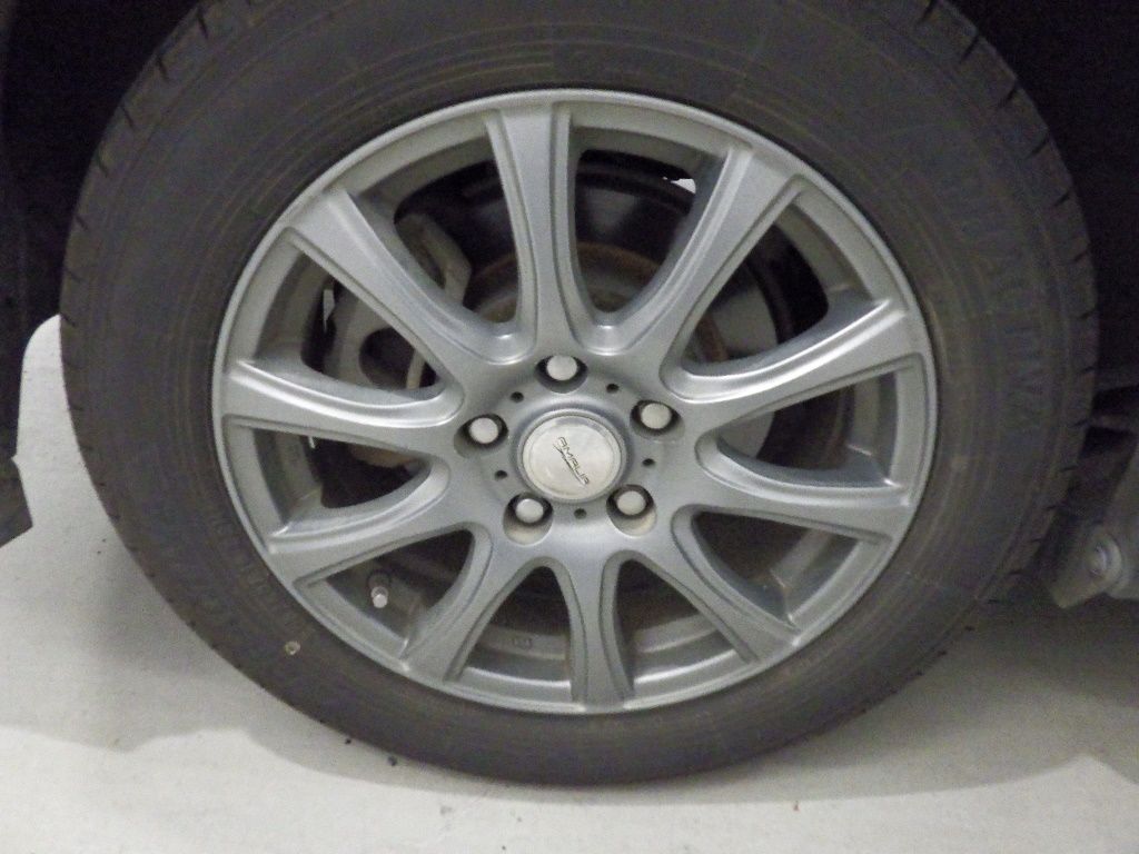 2014 Toyota Prius Alpha S L Selection auction photo 9