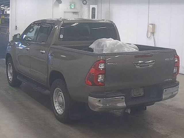 2023 Toyota Hilux Z 4WD auction photo 2