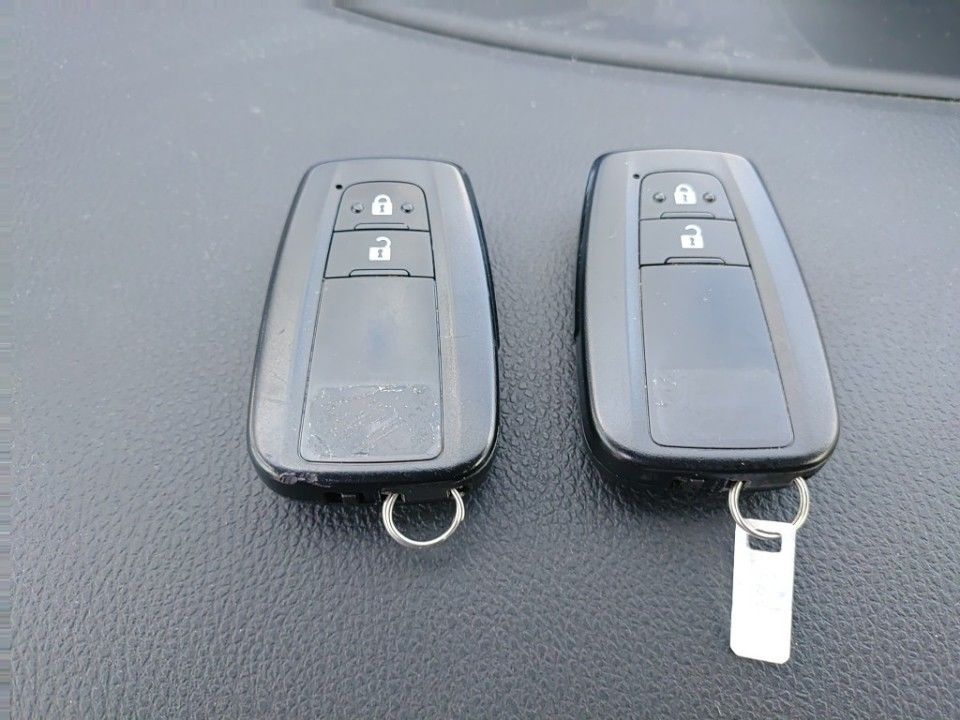 2021 Toyota Prius auction photo 15