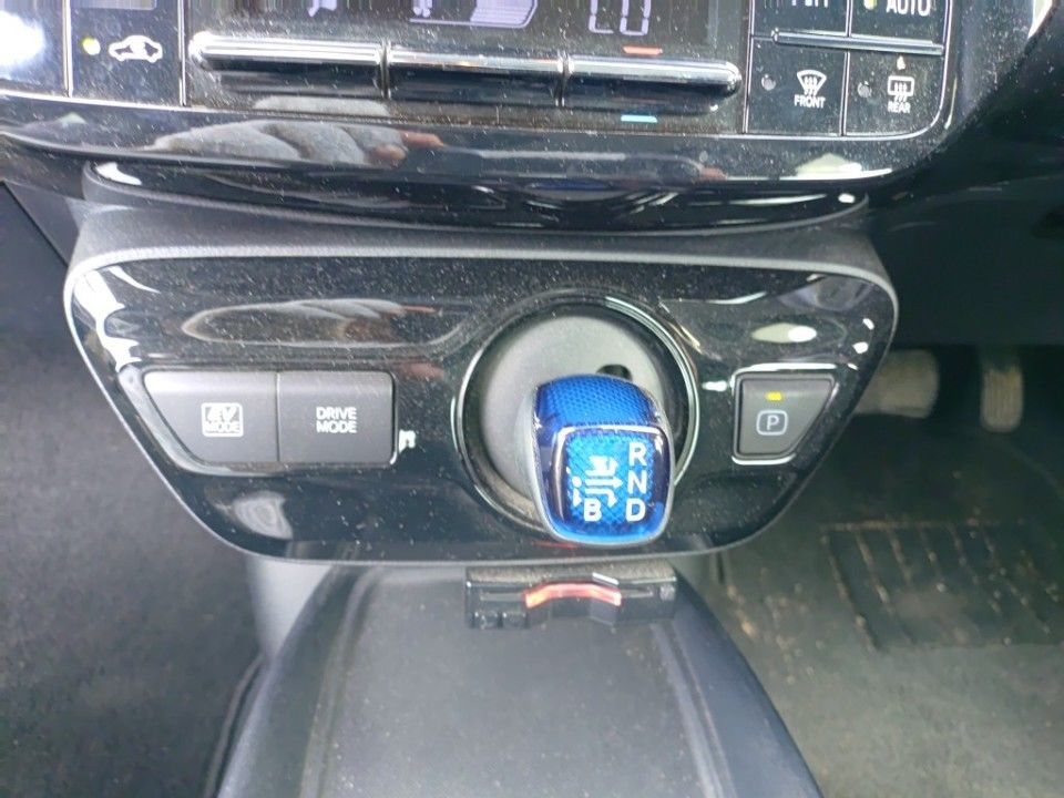 2021 Toyota Prius auction photo 12
