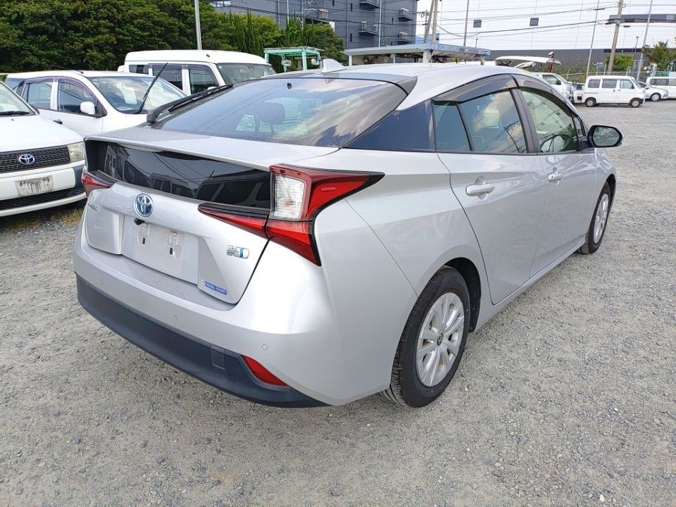 2021 Toyota Prius auction photo 2