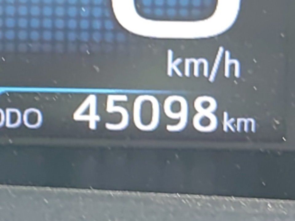 2021 Toyota Prius auction photo 10