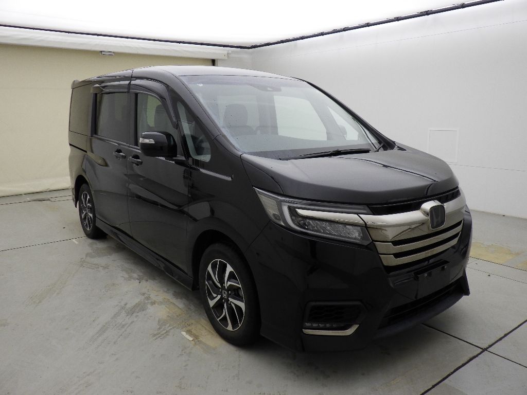 2021 Honda Stepwgn 4WD Honda 7 Japan auction vehicle