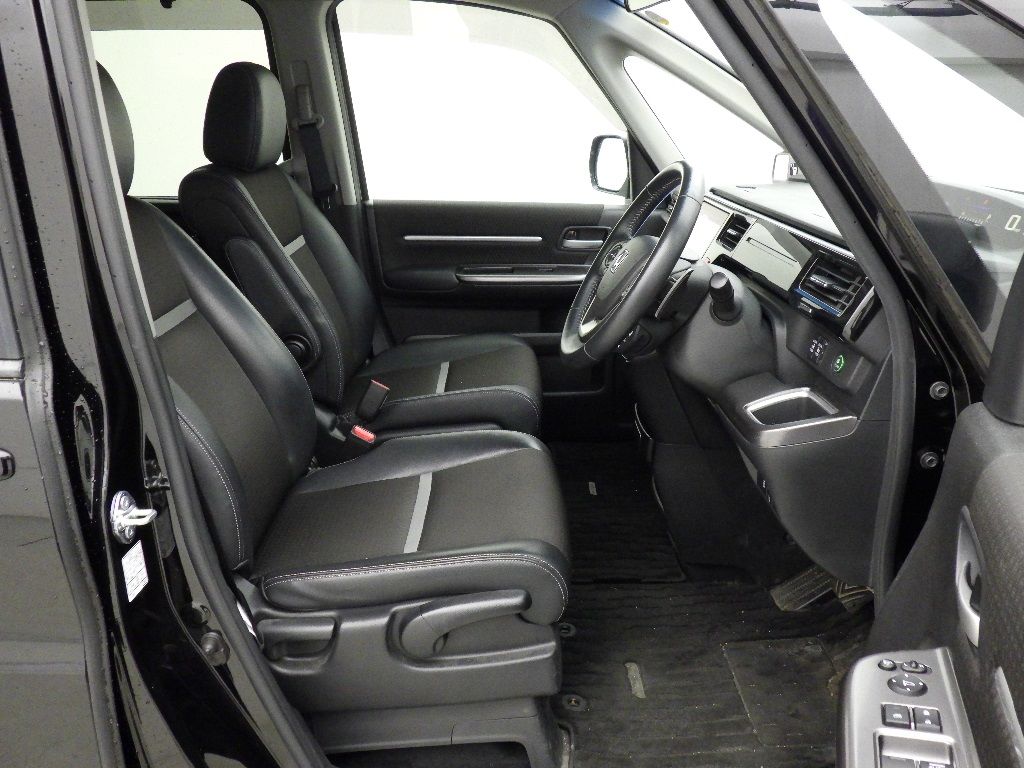 2021 Honda Stepwgn 4WD クールスピリットホンダセンシング 7人 auction photo 6