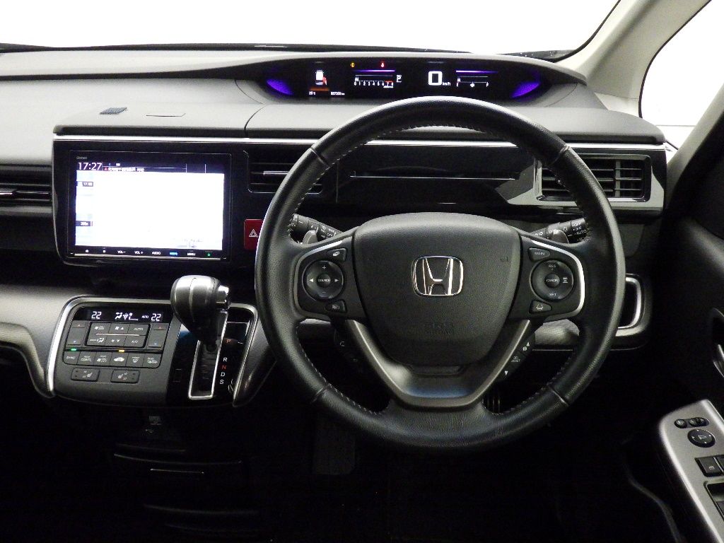 2021 Honda Stepwgn 4WD クールスピリットホンダセンシング 7人 auction photo 3