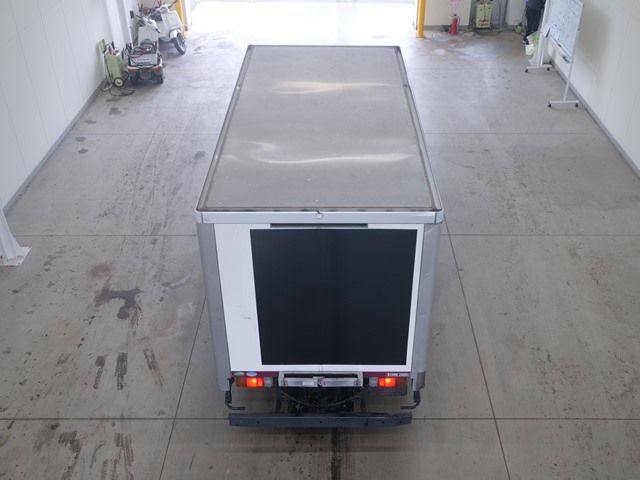 2013 Toyota Dyna Van auction photo 3