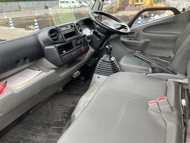 2013 Toyota Dyna Van auction photo 5