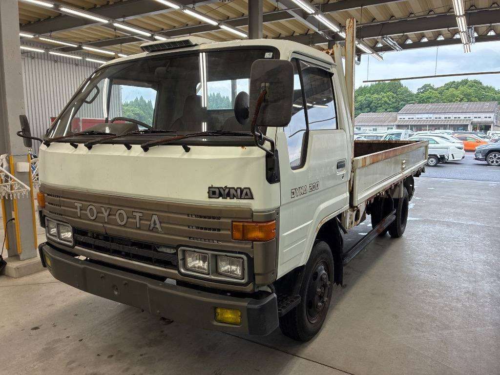1988 Toyota Dyna Flat body Japan auction vehicle