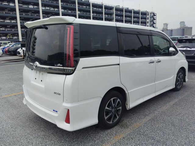 2020 Toyota Noah SI WXB 2 auction photo 5
