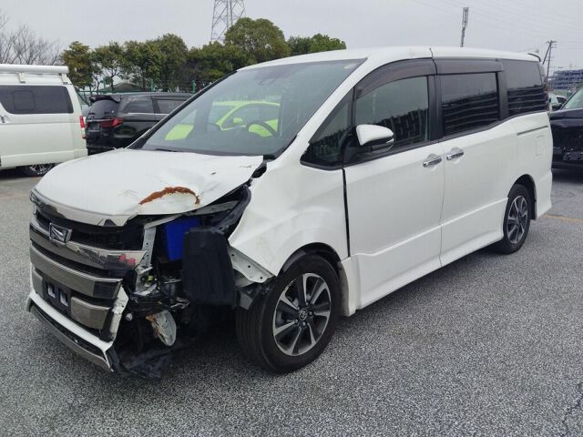 2020 Toyota Noah SI WXB 2 auction photo 4