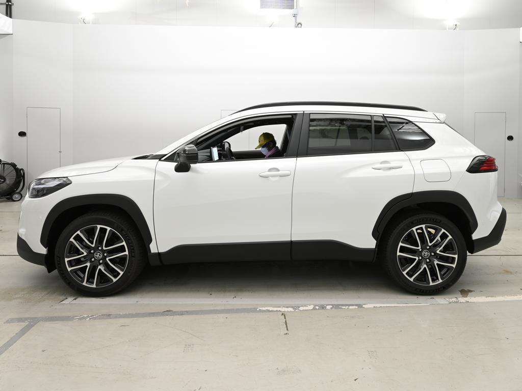 2026 Toyota Corolla Cross ハイブリッド Z auction photo 4