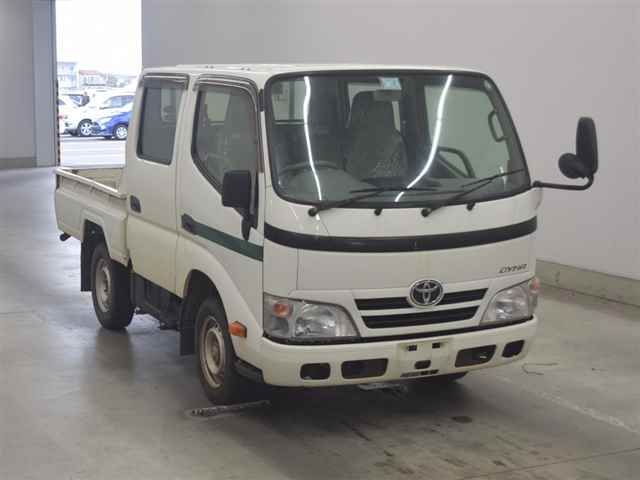 2014 Toyota Dyna Wキャブ Japan auction vehicle
