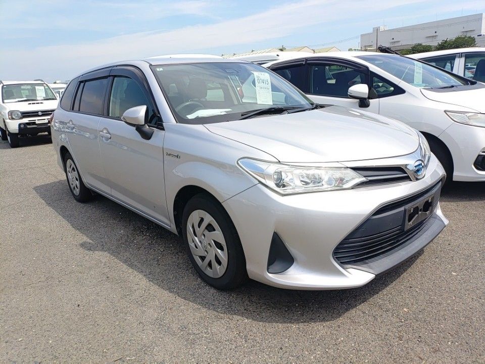 2020 Toyota Corolla Fielder auction photo 4