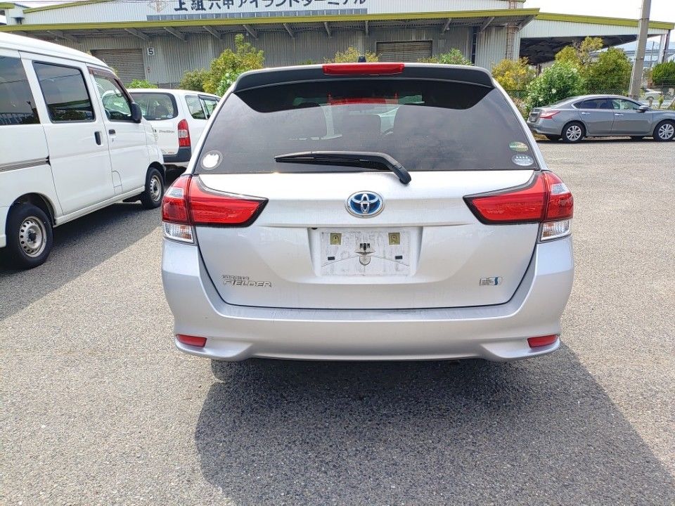 2020 Toyota Corolla Fielder auction photo 5