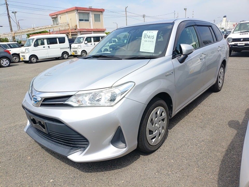 2020 Toyota Corolla Fielder Japan auction vehicle