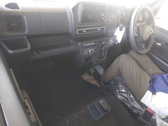 2025 Daihatsu アトレー RS auction photo 3