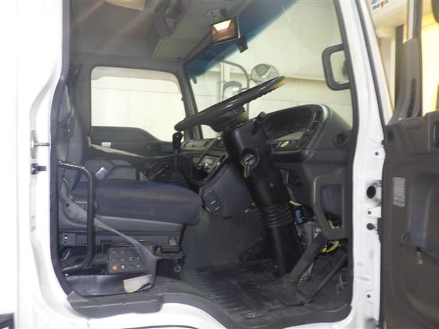 2012 Isuzu ウィング auction photo 6