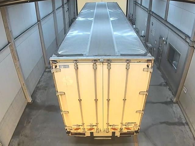 2012 Isuzu ウィング auction photo 3