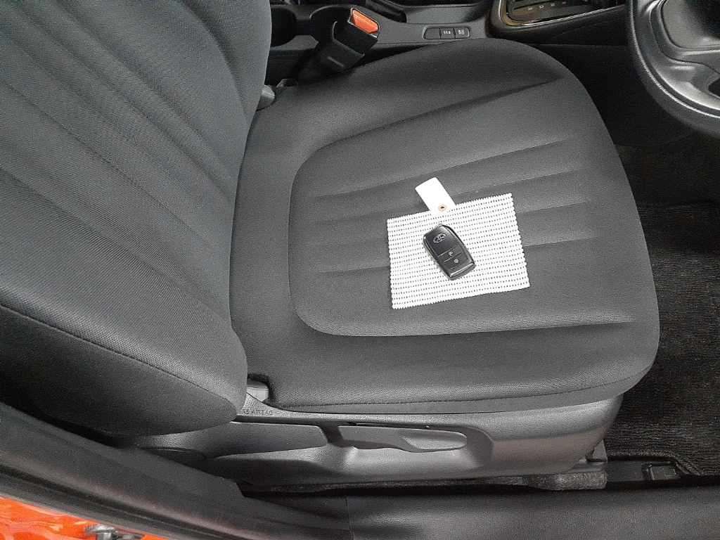 2023 Toyota Yaris G auction photo 10