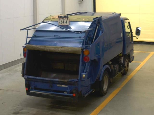 2005 Isuzu Elf 塵芥車 auction photo 2