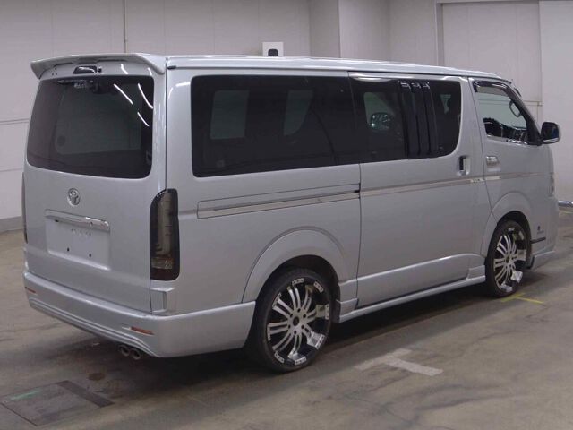 2007 Toyota Hiace Long DX GL Package 4WD auction photo 5