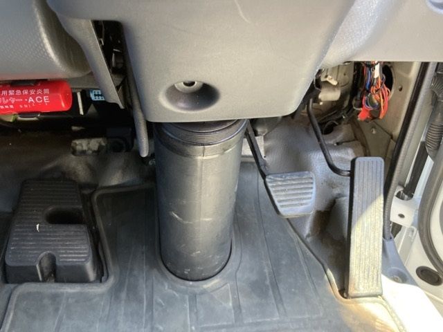 2012 Isuzu Elf アルミバン PG auction photo 4