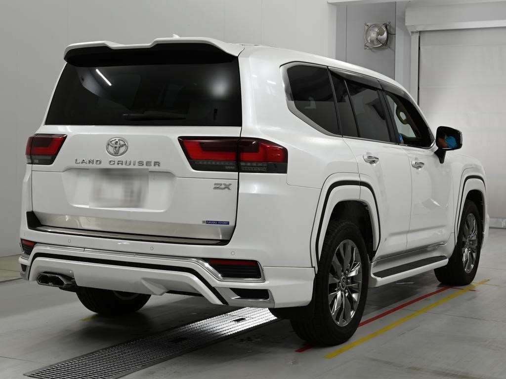 2023 Toyota Land Cruiser ZX 4WD auction photo 2