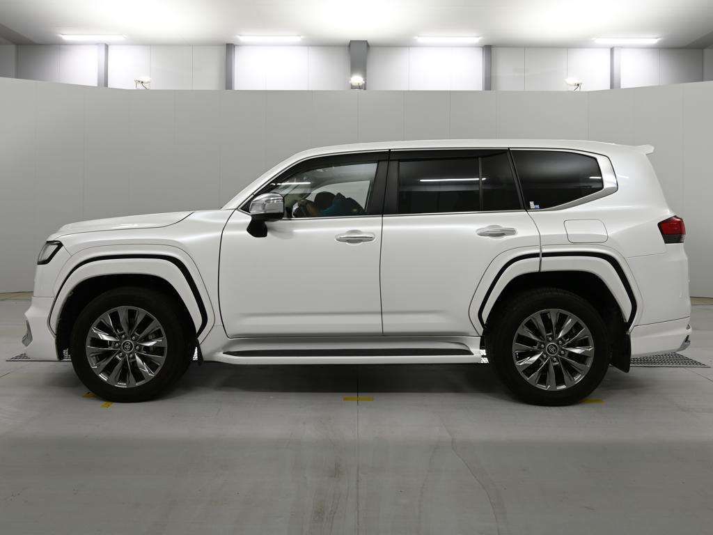 2023 Toyota Land Cruiser ZX 4WD auction photo 4