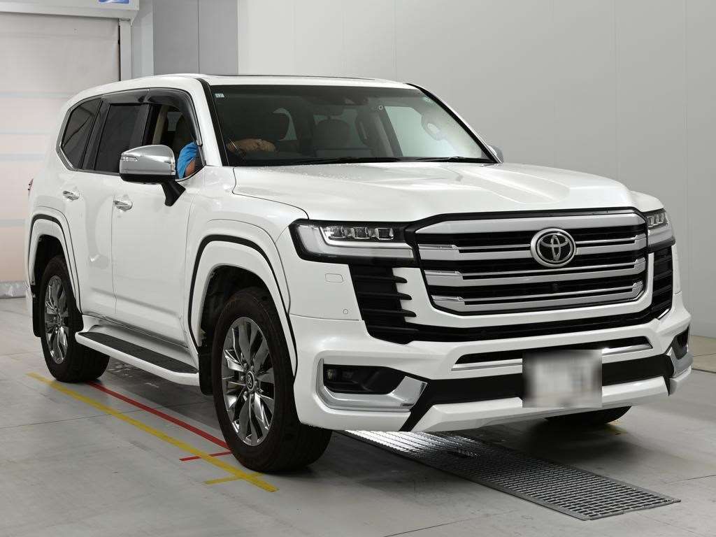 2023 Toyota Land Cruiser ZX 4WD auction photo 5