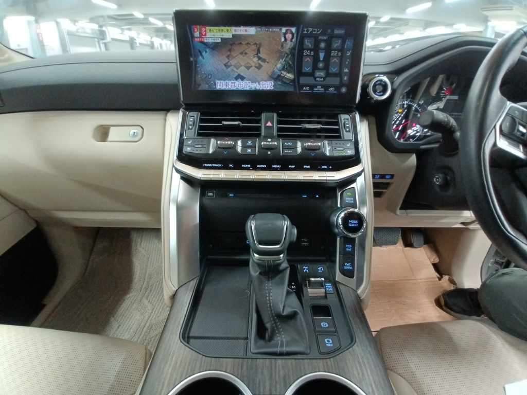 2023 Toyota Land Cruiser ZX 4WD auction photo 11
