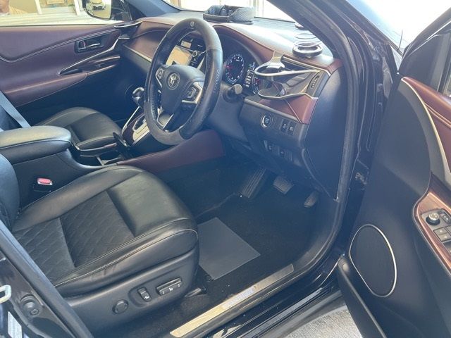 2014 Toyota Harrier プレミアム アドバンストパッケージ auction photo 4
