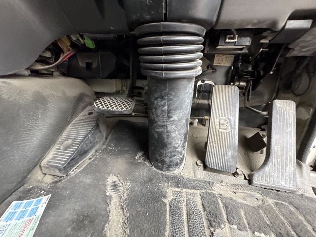 2007 Isuzu Giga ミキサー auction photo 4