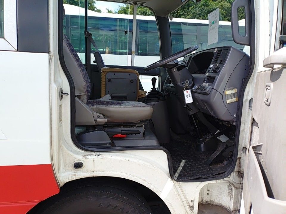 2010 Nissan シビリアン auction photo 3