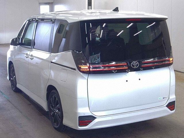 2026 Toyota Voxy ハイブリッドS-Z auction photo 2