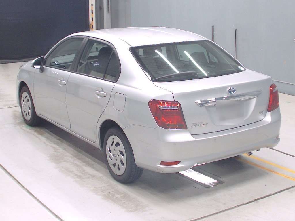 2021 Toyota Corolla Axio Hybrid EX auction photo 6