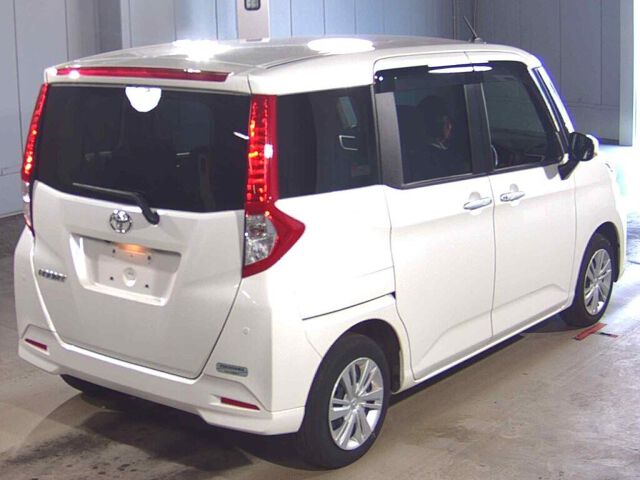 2022 Toyota Roomy G auction photo 5