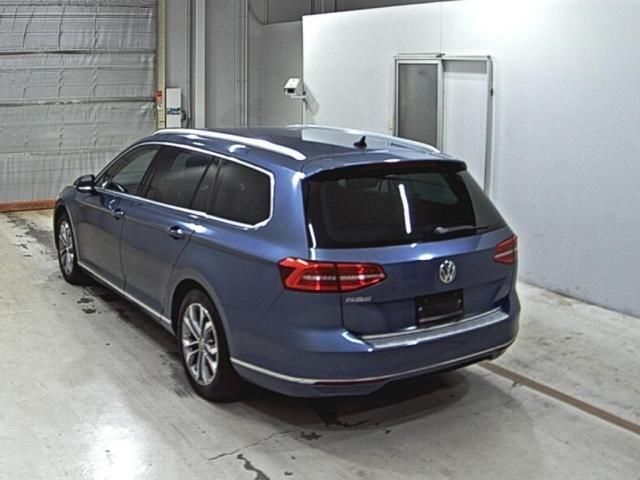 2015 Volkswagen パサートヴァリアント TSIハイライン auction photo 2