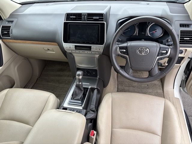 2022 Toyota ランクルプラド 4WD TX Lパッケージ auction photo 4