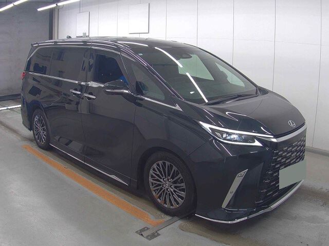 Japan Auction Vehicles 8 2024 Lexus LM LM500HバジョンL 4WD auction photo