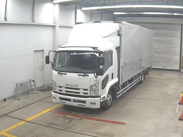 2013 Isuzu Forward ウィング Japan auction vehicle