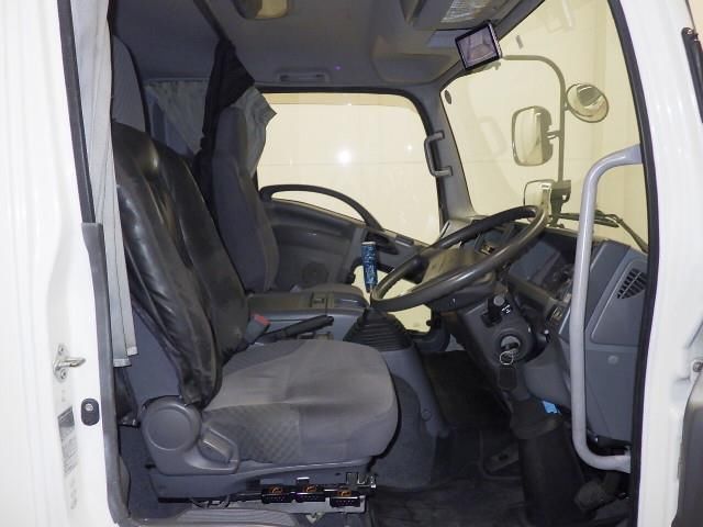 2013 Isuzu Forward Wing auction photo 6
